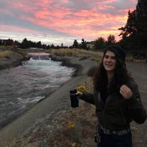 Meet your Posher, Anna